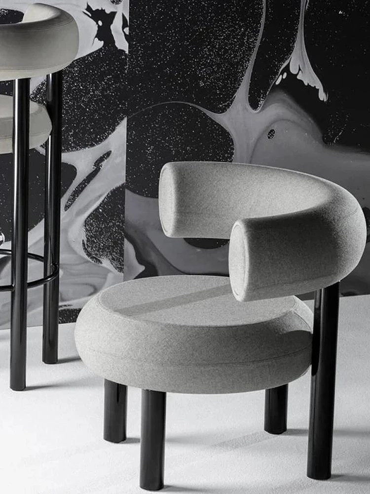 Скандинавский дизайнерский домашний обеденный стул, Бархатный офисный стул, смелый стул, современный табурет для макияжа Изображение 4