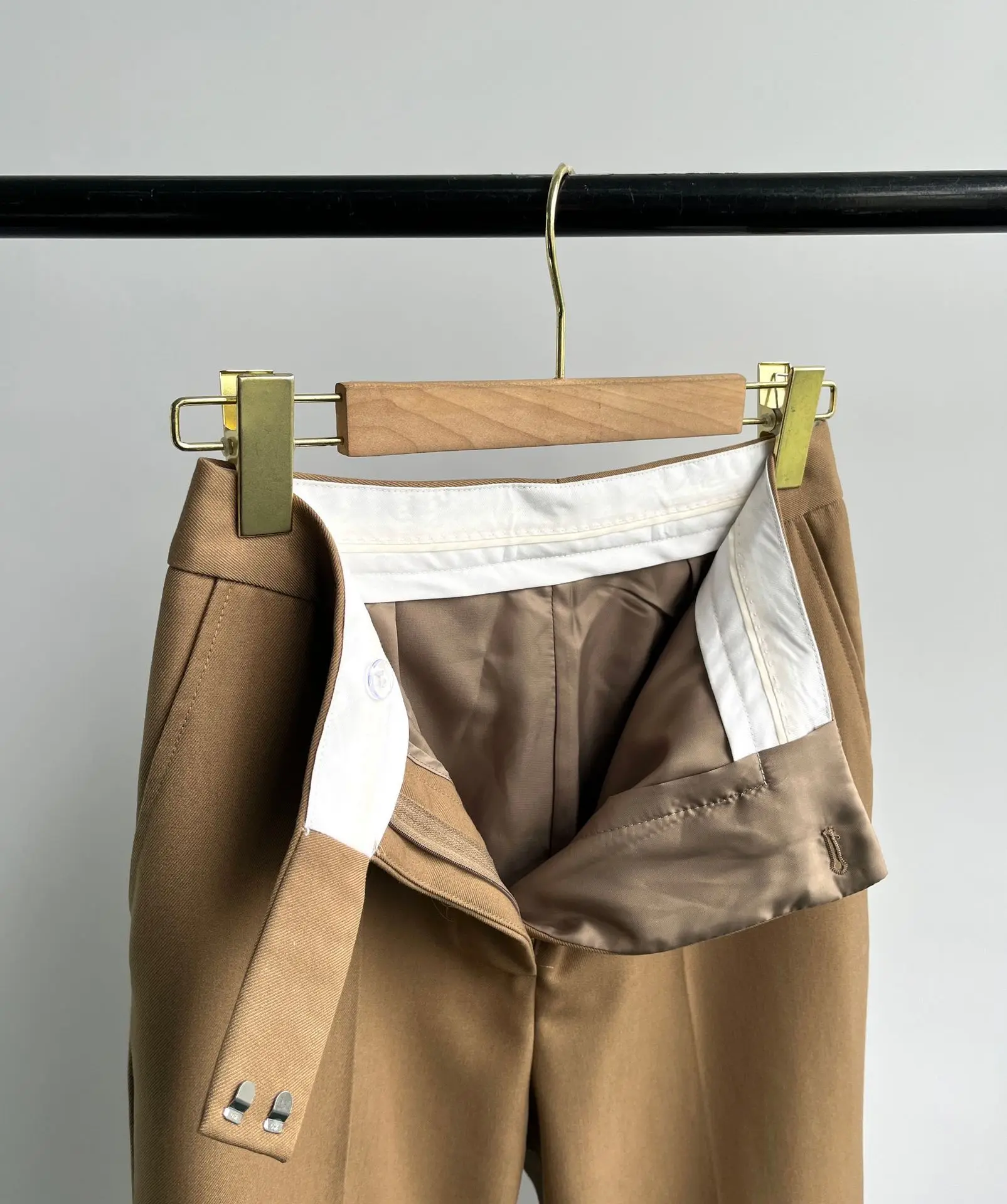 Женские брюки с высокой талией, однотонные прямые офисные женские длинные брюки с широкими штанинами Изображение 3